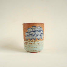 Spako Clay Mug, blue flower design