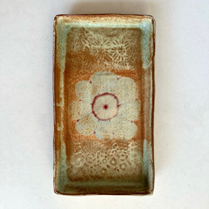 Spako Clay Rectangular Tray 002 Burnt orange and green glaze single flower