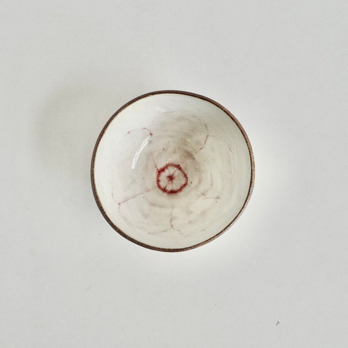 Single red flower pattern soup bowl