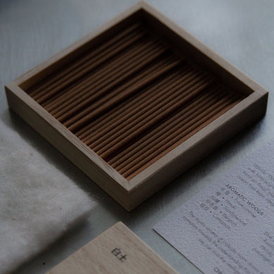 AOIRO HAKUDO MOON HALF INCENSE in box and accompanying packaging material