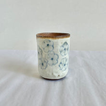 Multi blue flower pattern Demi-tasse