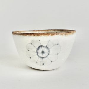 Single large flower pattern tall bowl side view